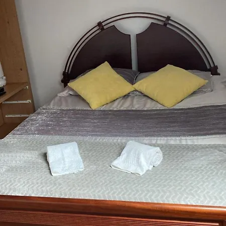 Hotel Alameda 25 Abril N31 Areia Branca Lourinhã